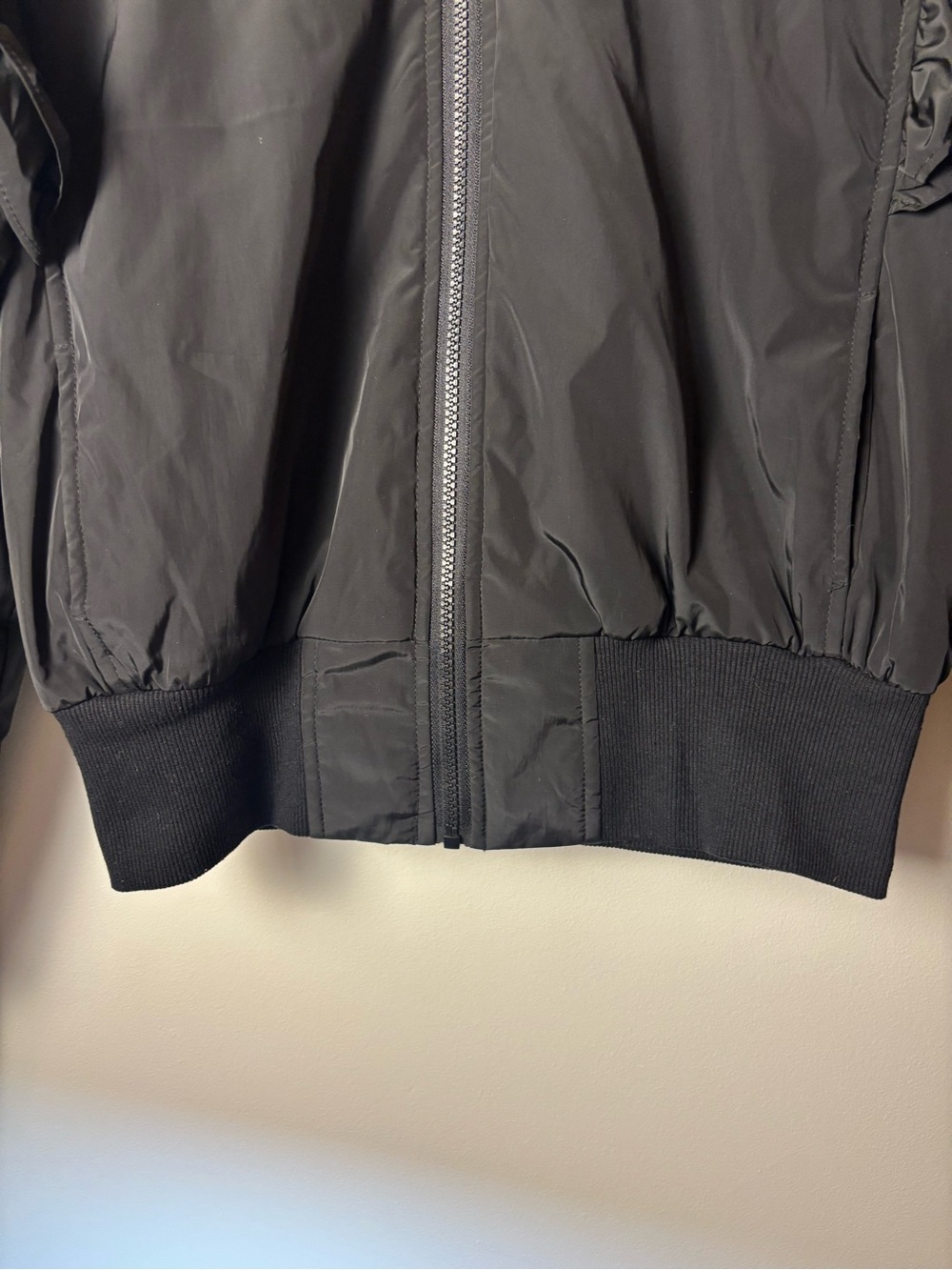 Shop Michelle Vintage Ruffle Shoulder Bomber Jacket - Black, size small - Picture 6 of 13